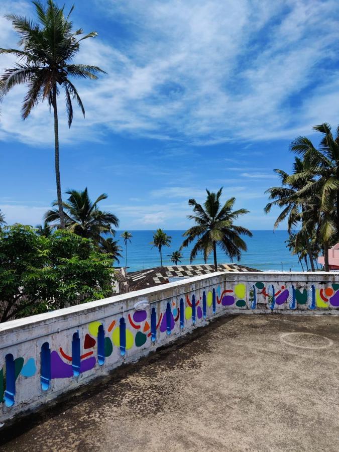 Surf N Sea Hotel Thiruvananthapuram Buitenkant foto